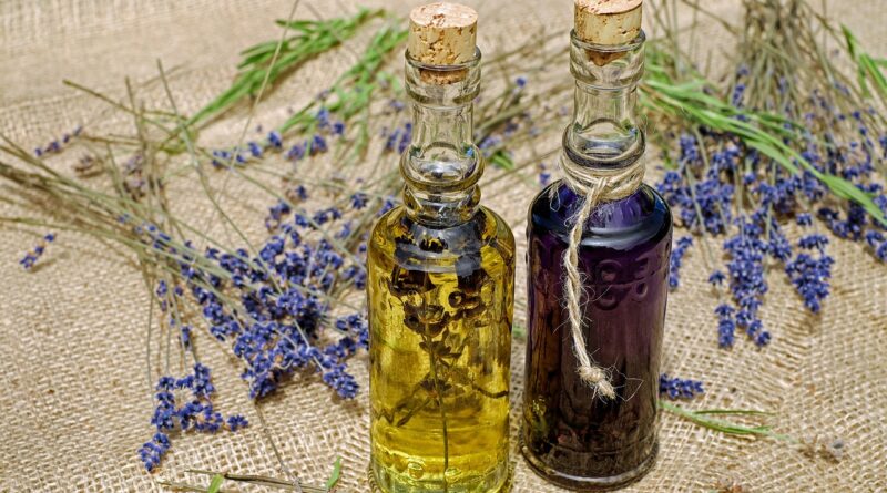 Ivy Explorer bath oil, oil, lavender